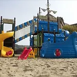 Ah Corner House Апартаменты *