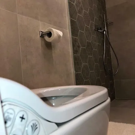 Ah Corner House Lejlighed *