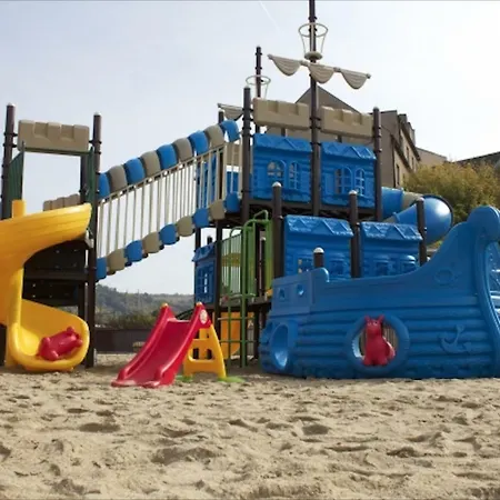 Ah Corner House Lejlighed *