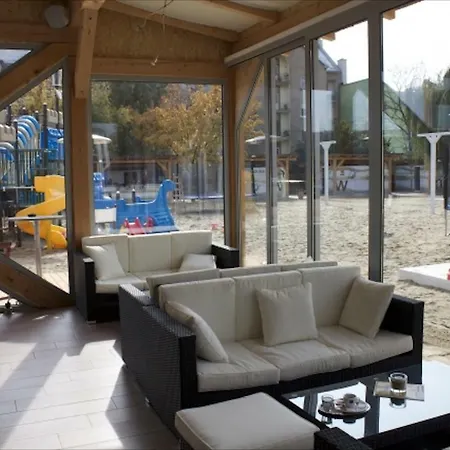 Ah Corner House Apartamento Košice