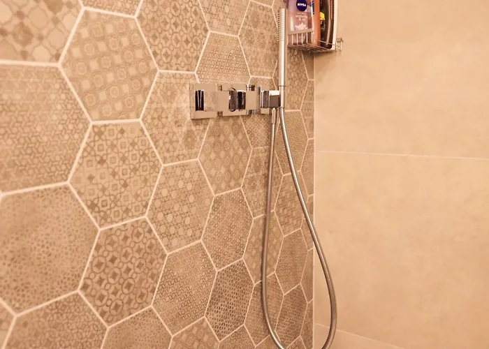 Daire Ah Corner House