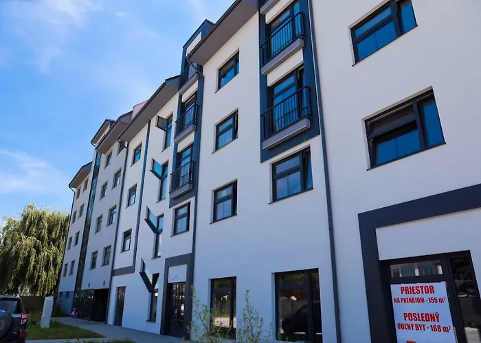 Ah Corner House Daire Kösice